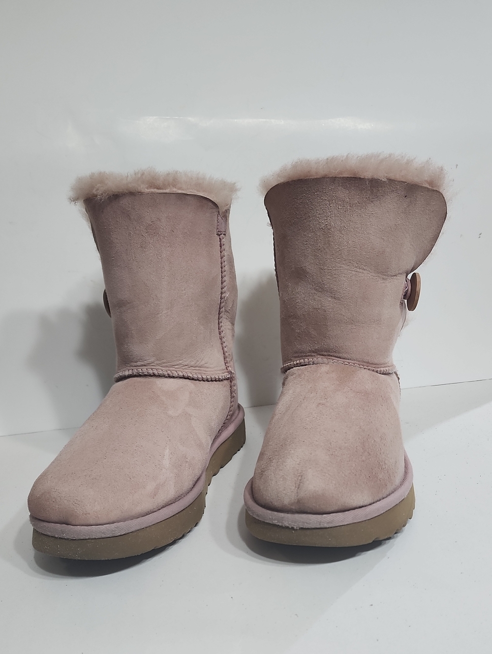 UGG Bailey Button Poppy in light pink Sheepskin Shearling Mid- Calf Boots Size 9